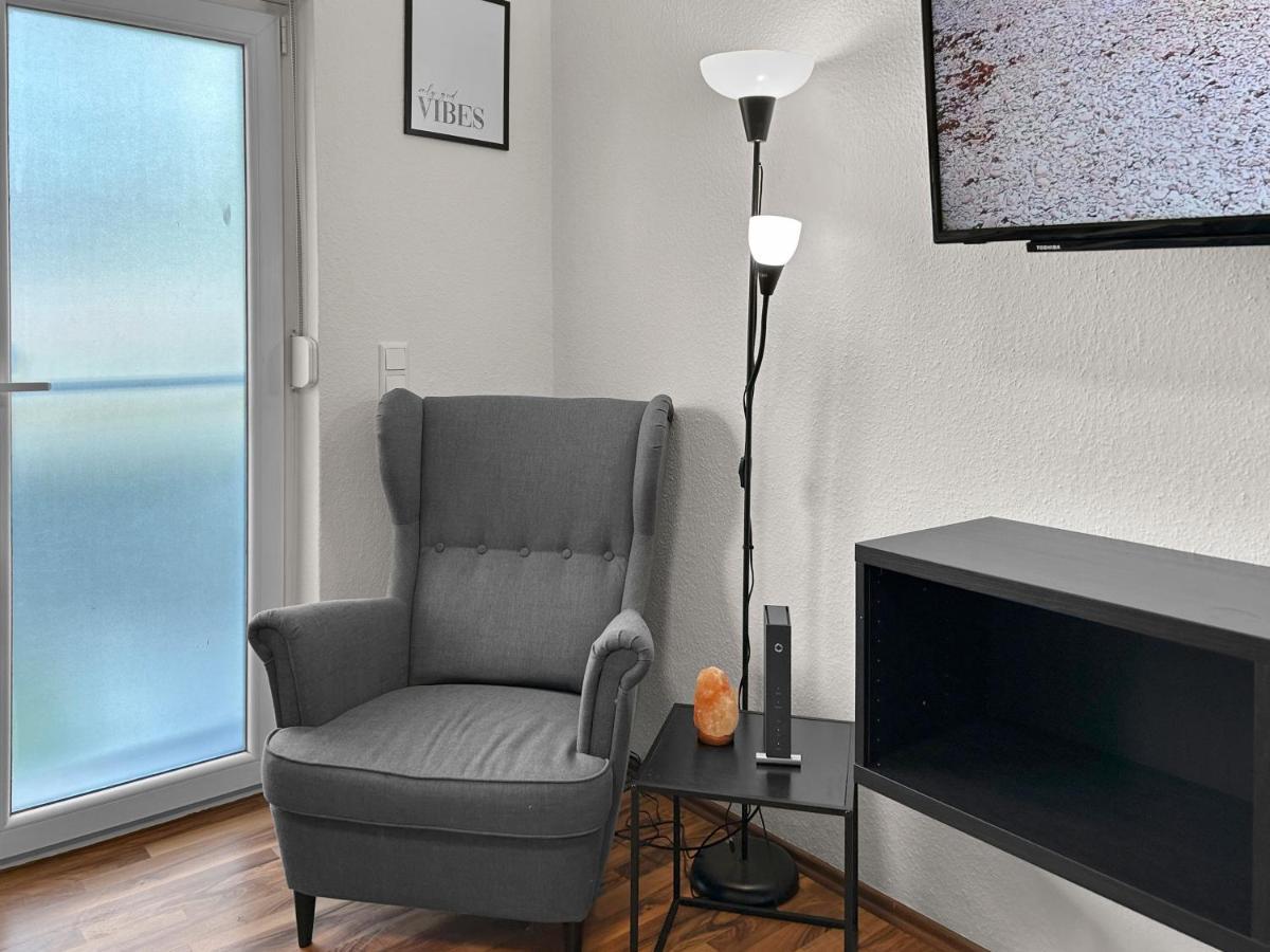 Relax Oasis With 65 Smarttv, Kitchen And Balcony Apartment Duisburg Exterior photo